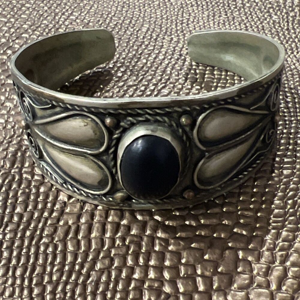 Vintage Moroccan Bracelet Berber Tribal Ethnic Bedouin Bangle Silver Tone Onyx - Picture 3 of 11